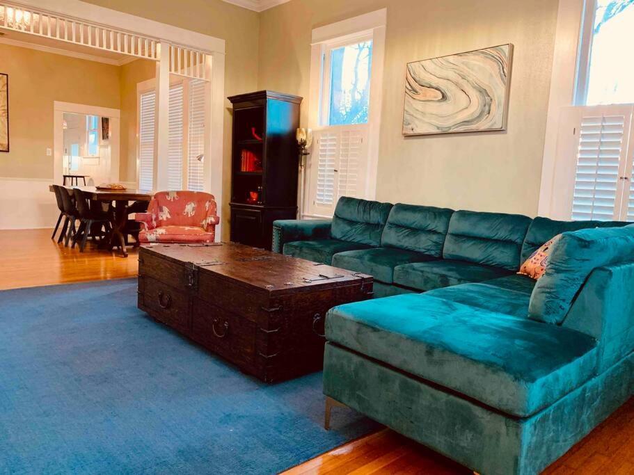 Pershing Place: Historic Home With Heated Spa/Pool By Zoo, Pearl, Golf, Witte San Antonio Exterior photo